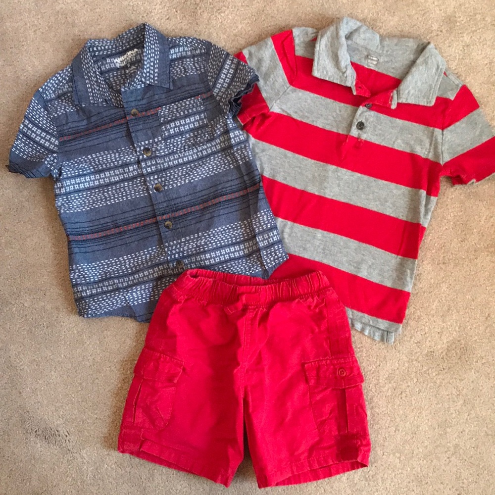 Set of two shirts and pair of shorts. Todder